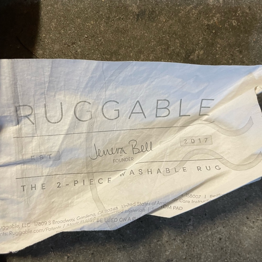 Bundle 3x5 & 2x3 Ruggable Rugs - Picture 4 of 5